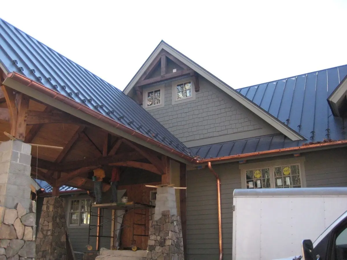 Craftsman Roofing team delivering quality roofing work in Sunnyside East
